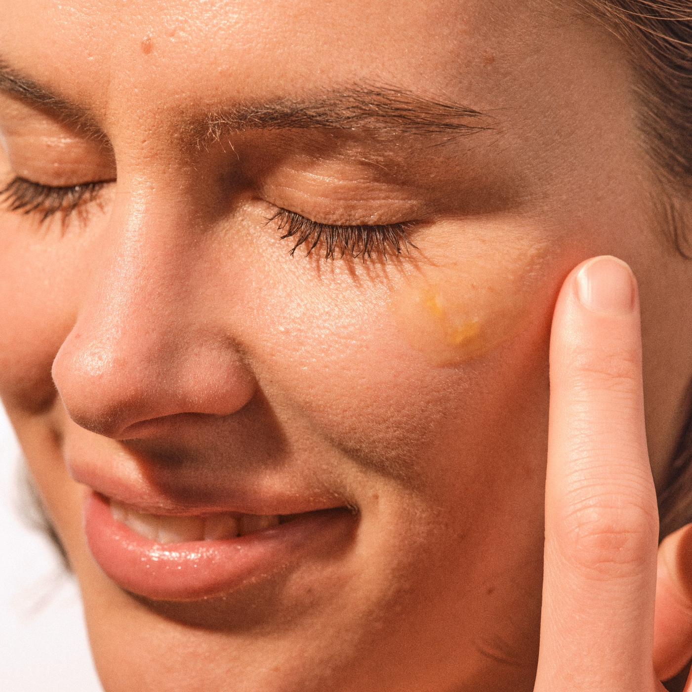 Pack GLOW Booster Vitamina C + Lip Up Acido Hialurónico