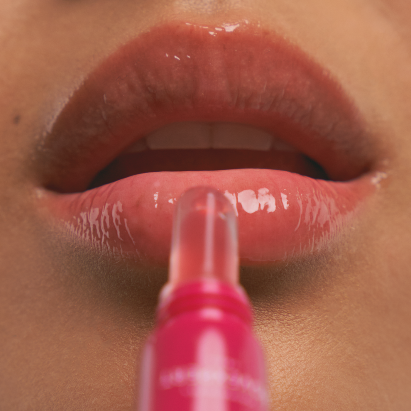 Pack GLOW Booster Vitamina C + Lip Up Acido Hialurónico